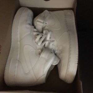 Meet your Posher, Carl